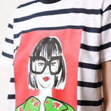 Playera Manga Corta "Chica con lentes"