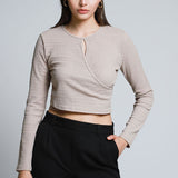 Blusa Crop Top Color Hueso Escote Gota