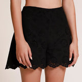 Short Texturizado Eyelet