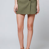 Short Falda Botones Metálicos
