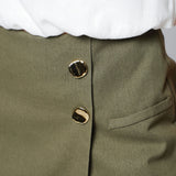 Short Falda Botones Metálicos